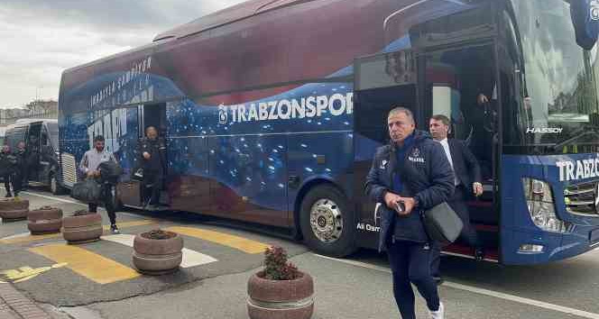 Trabzonspor, tur için İsviçre’ye uçtu