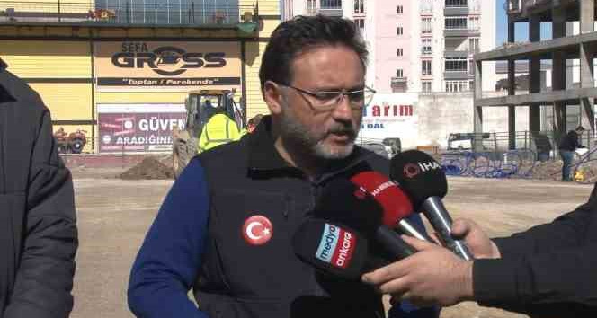 Kayseri Valisi Çiçek: “Şu an Elbistan’da günde 60 tane enkaz kaldırılıyor”