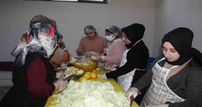 Kooperatif, kadınlara ekmek kapısı oldu