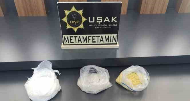 382 gram metamfetaminle yakalanan 3 şüpheli tutuklandı