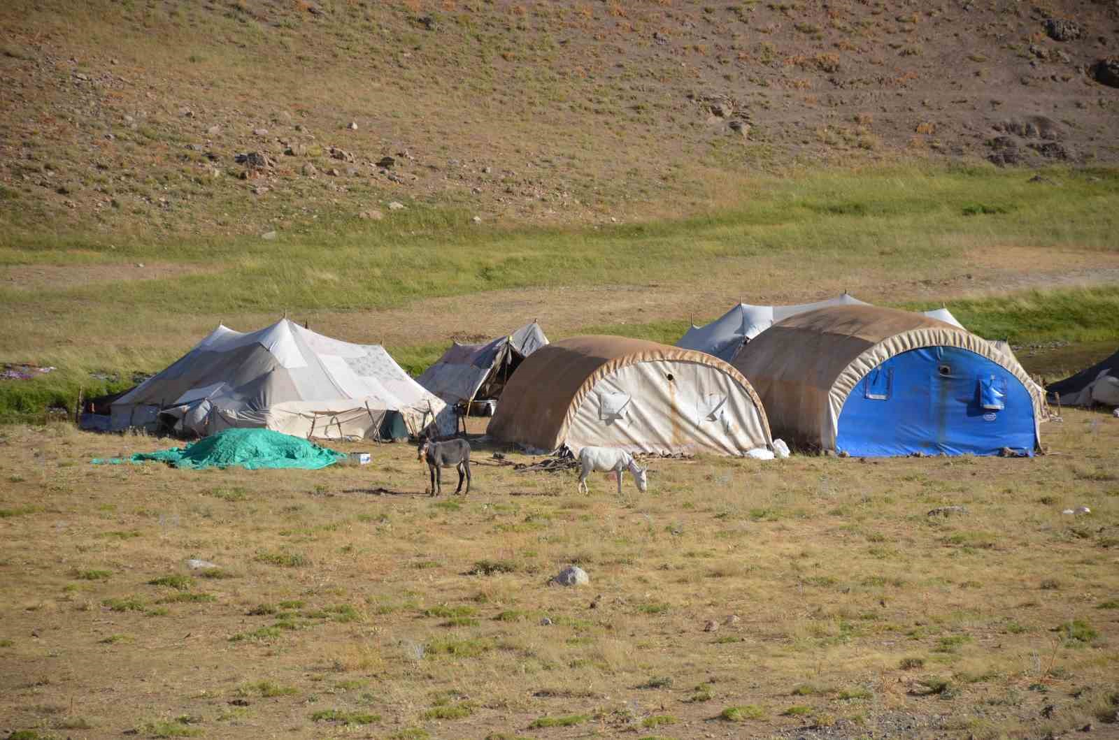 G&ouml;&ccedil;erler son demlerini yaşıyor
