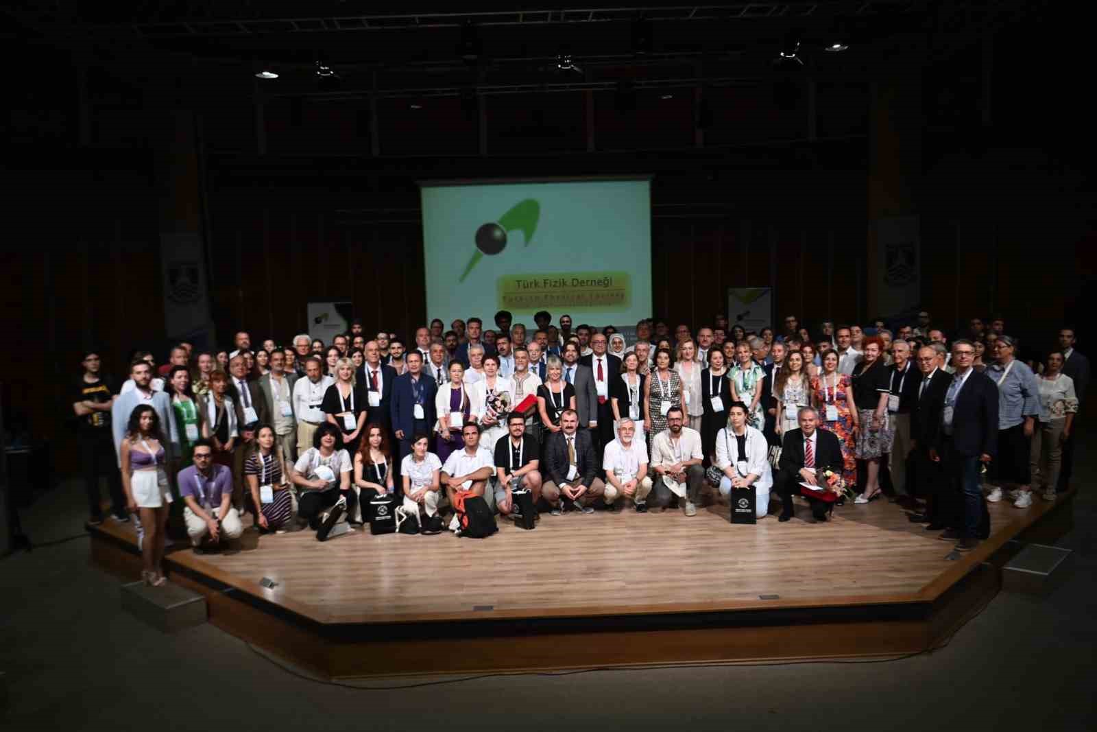 Tuzla Belediye Başkanı Yazıcı: &ldquo;Gelecekte bağımsızlık i&ccedil;in temel bilimlere ihtiyacımız var&rdquo;
