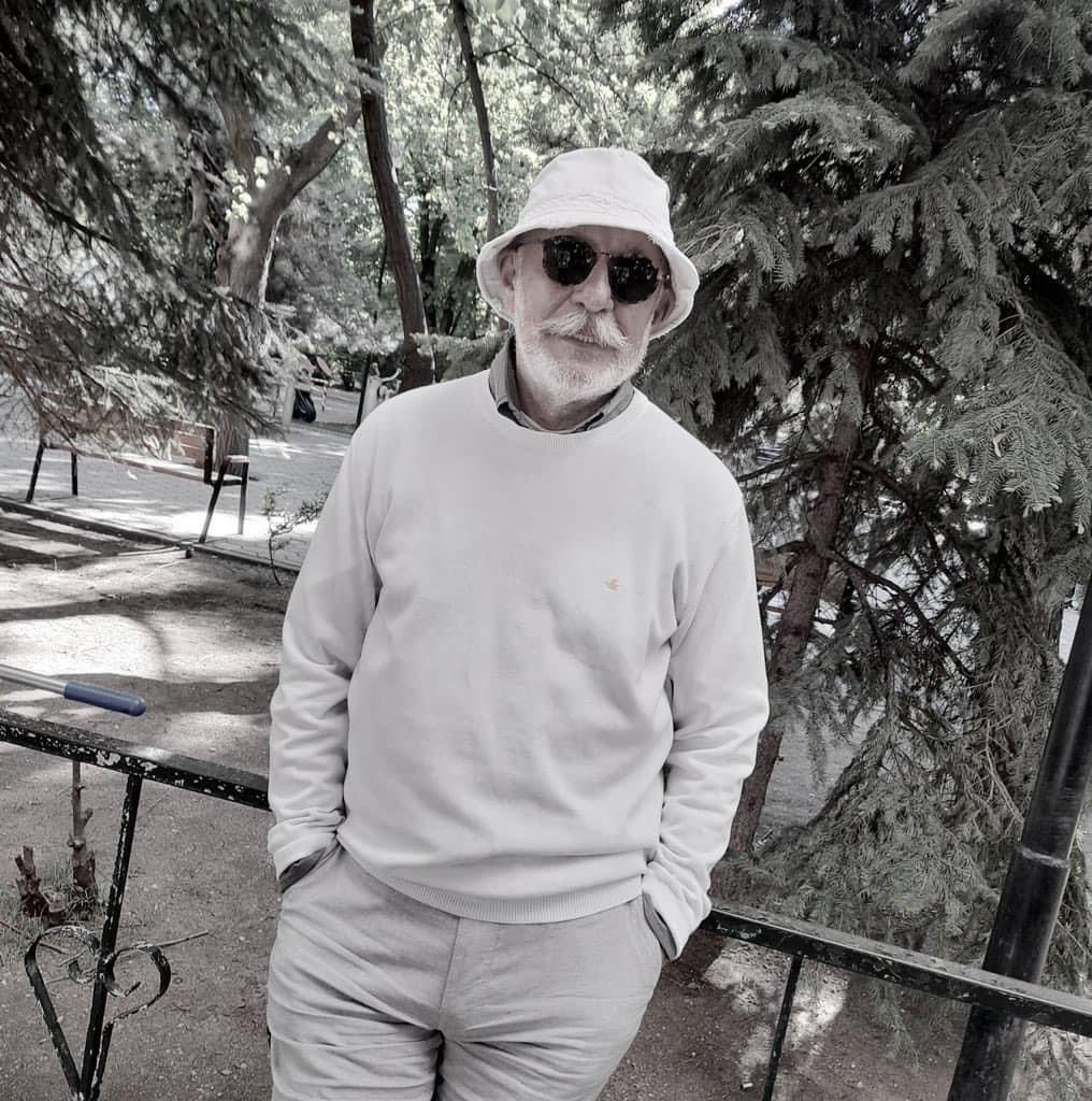 Prof. Dr. Naci G&uuml;&ccedil;han trafik kazasında hayatını kaybetti
