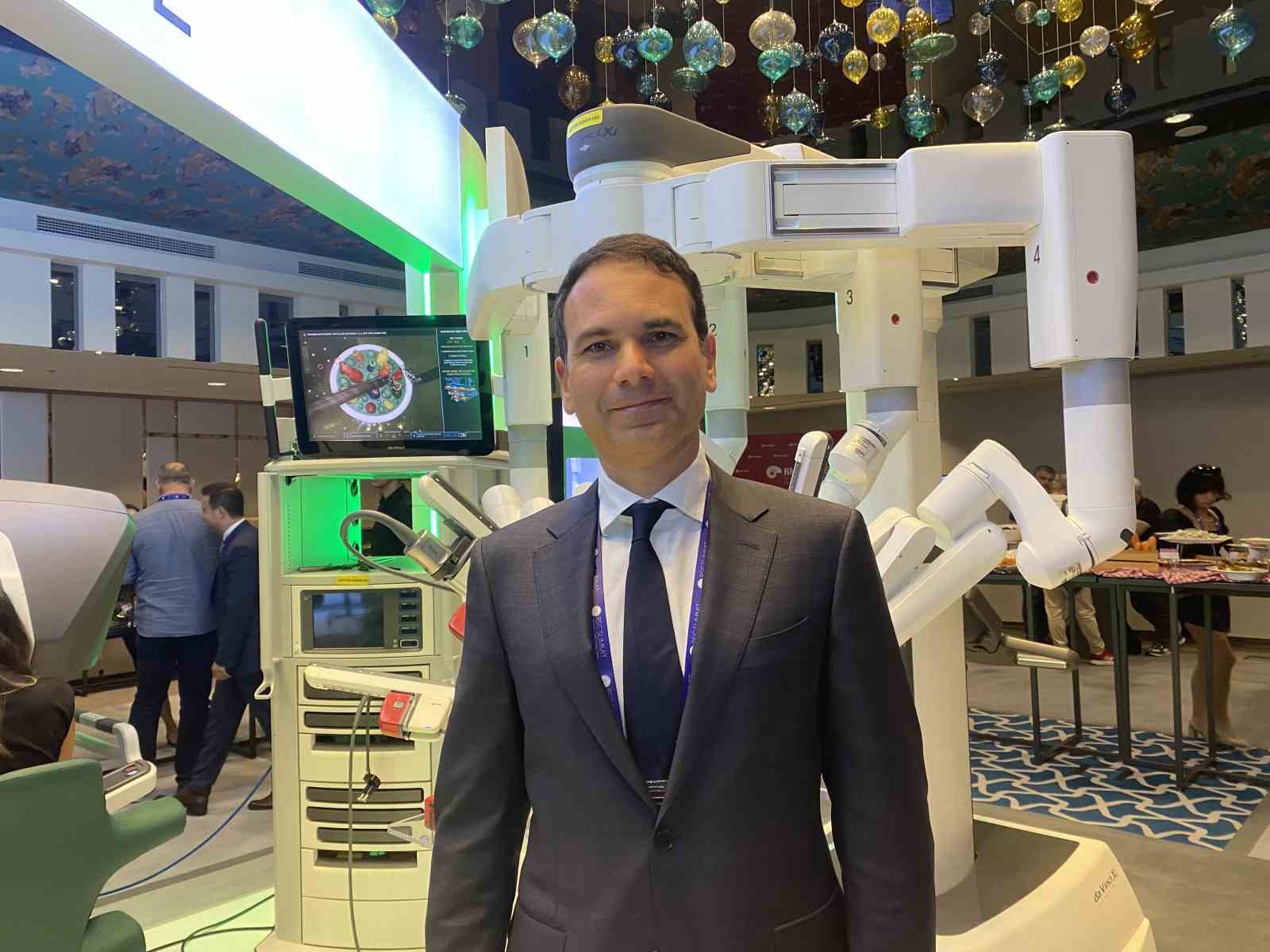 Robotik cerrahinin &ouml;nde gelen isimleri İstanbul&rsquo;da buluştu
