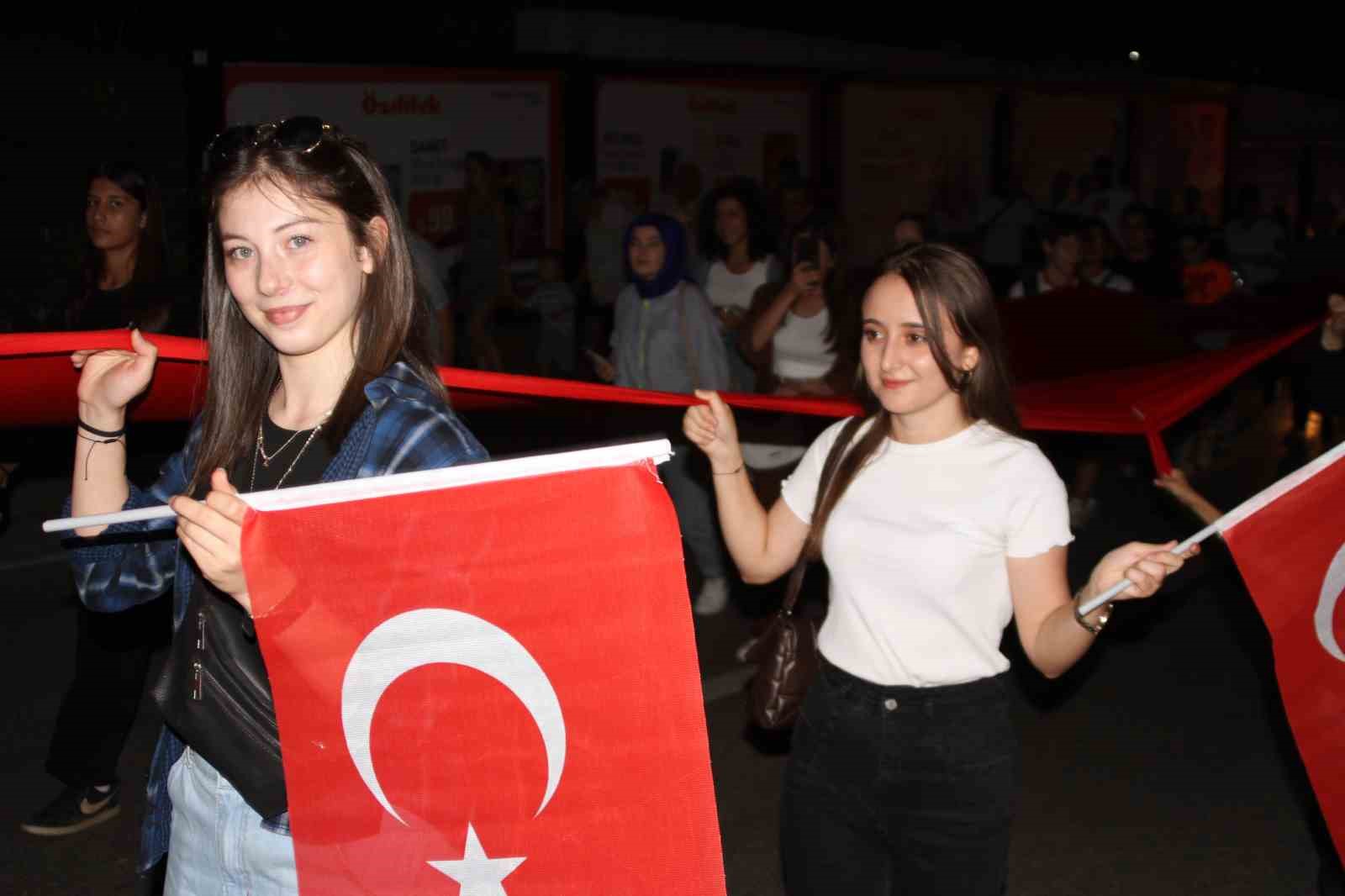 Uşak&rsquo;ta kurtuluş etkinlikleri Kurtuluş Korteji ile başladı
