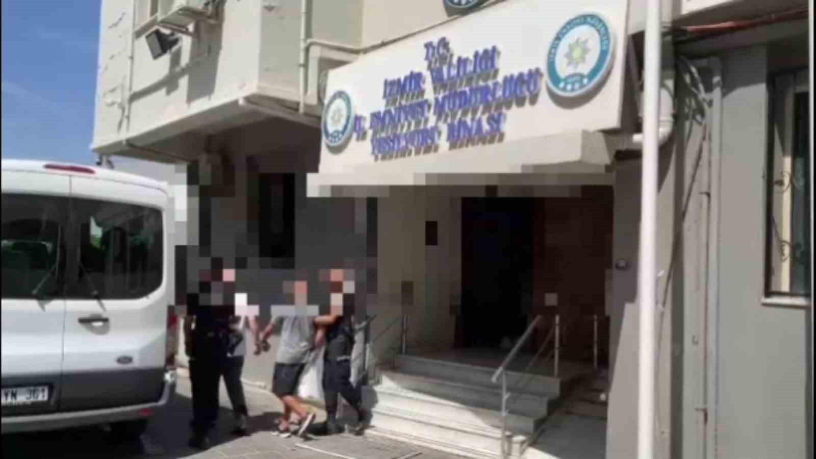 İzmir’de uyuşturucu sevkiyatı operasyonu: 4 tutuklama