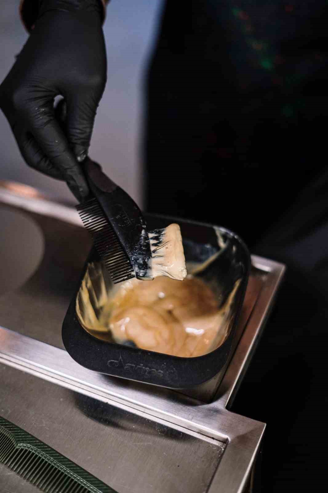 Saç boyasındaki PPD alerjiye yol açabilir