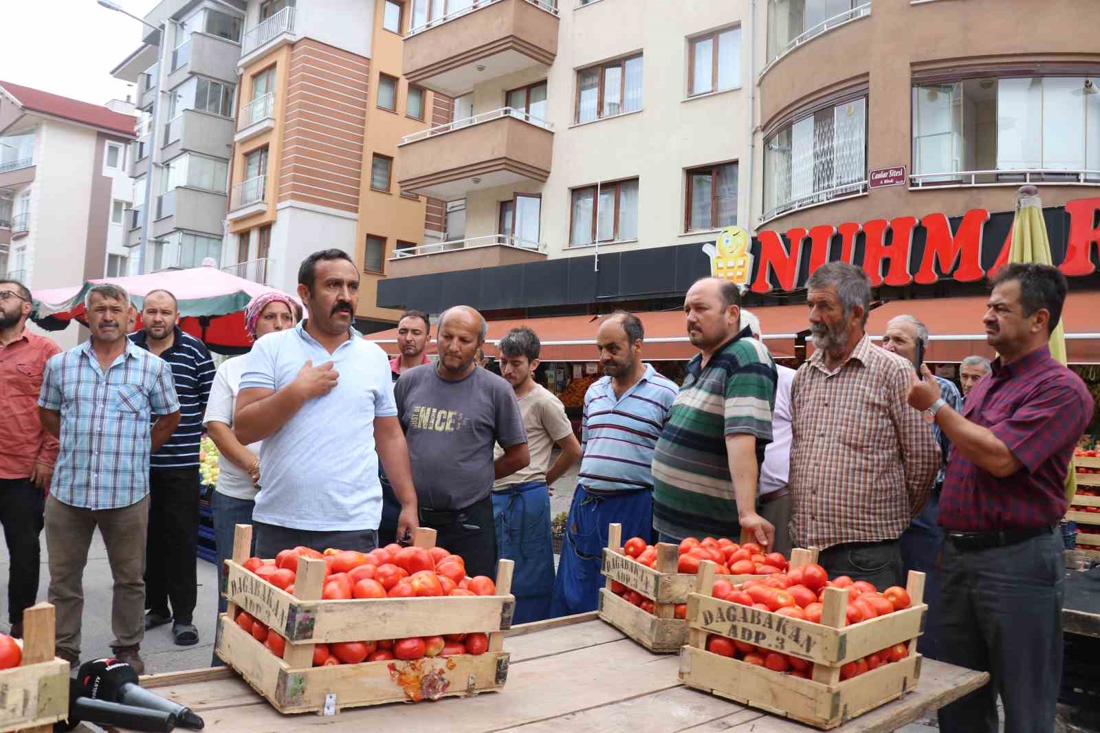 Bolu’da pazarcı esnafından tepki
