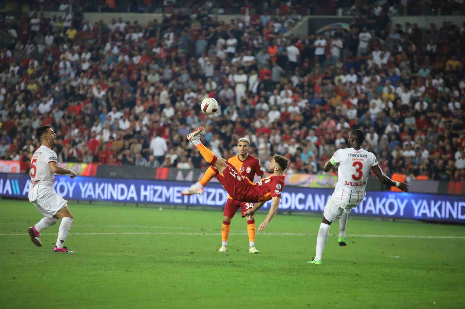 Trendyol S&uuml;per Lig: Gaziantep FK: 0 - Galatasaray: 3 (Ma&ccedil; sonucu)
