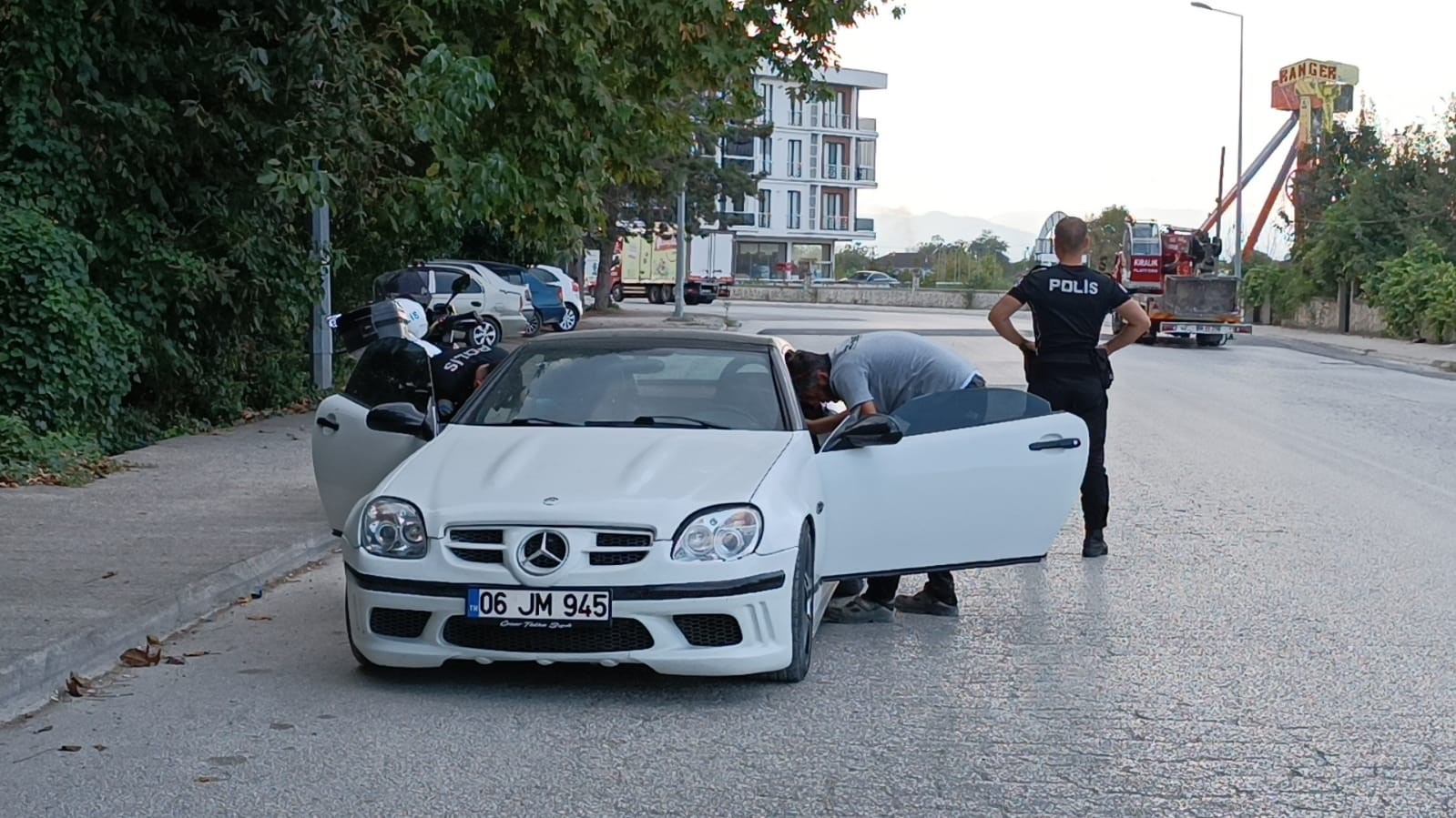 Yunus polislerinden hafta sonu denetimi