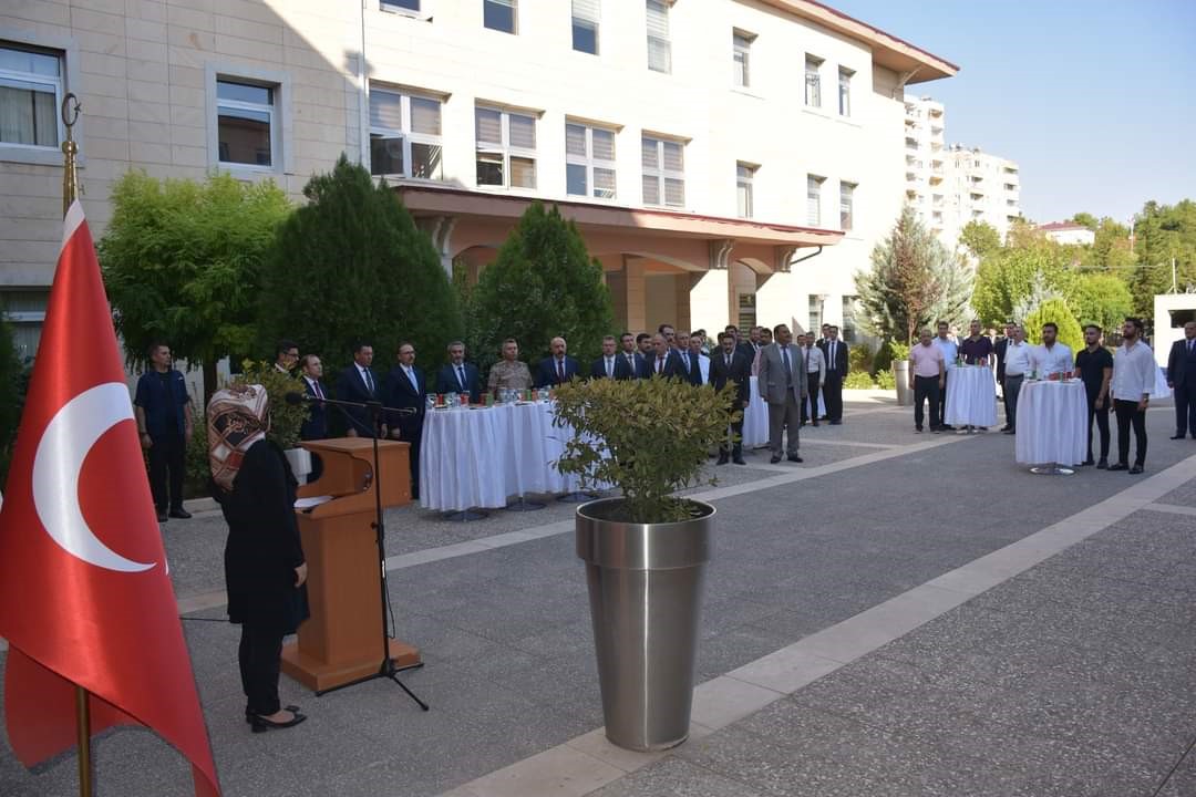 Siirt&rsquo;te 2023-2024 adli yıl a&ccedil;ılışı t&ouml;renle ger&ccedil;ekleştirildi
