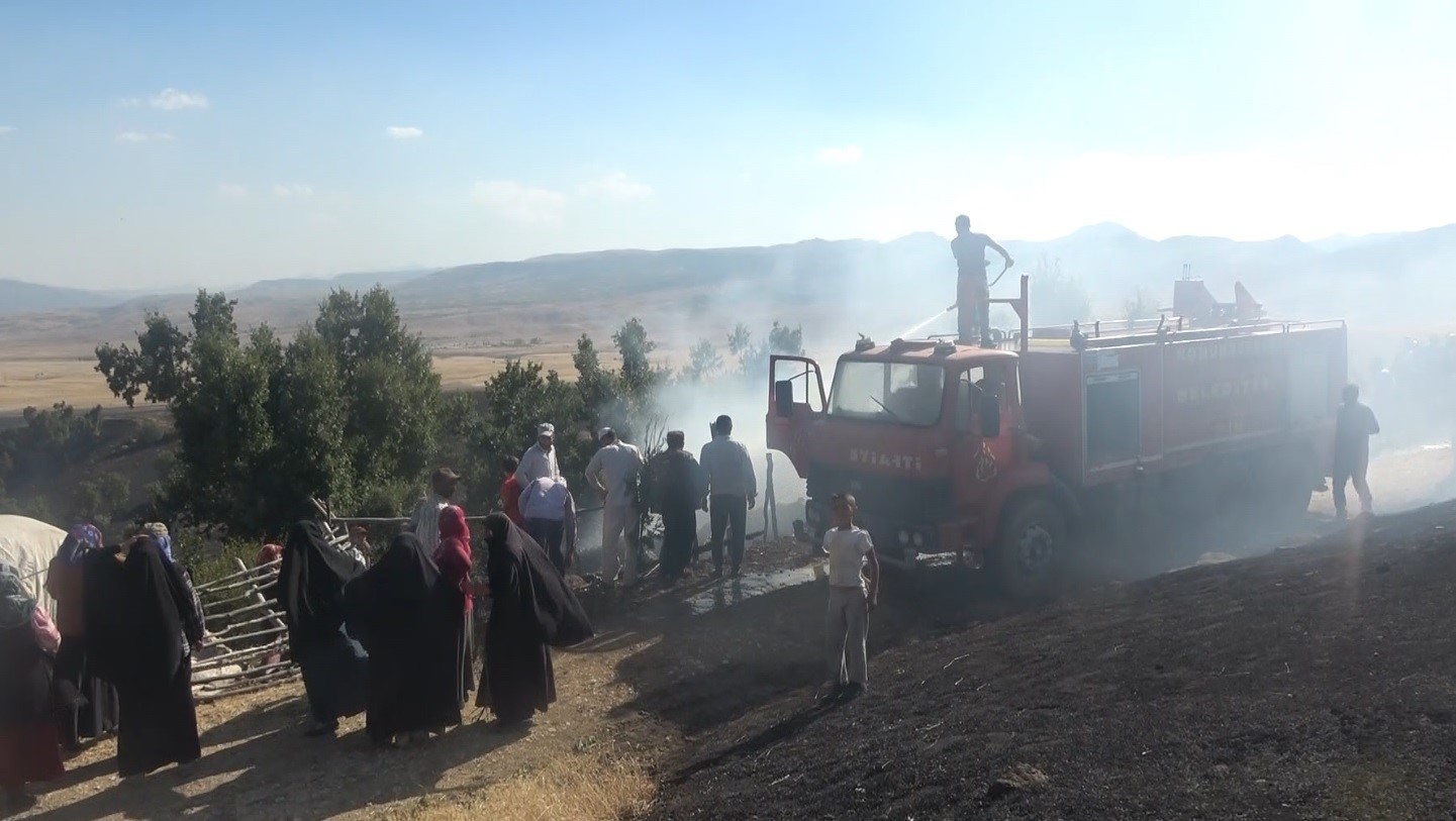 Muş’ta elektrik tellerinin genleşmesi sonucu çıkan yangında 1 kişi yaralandı