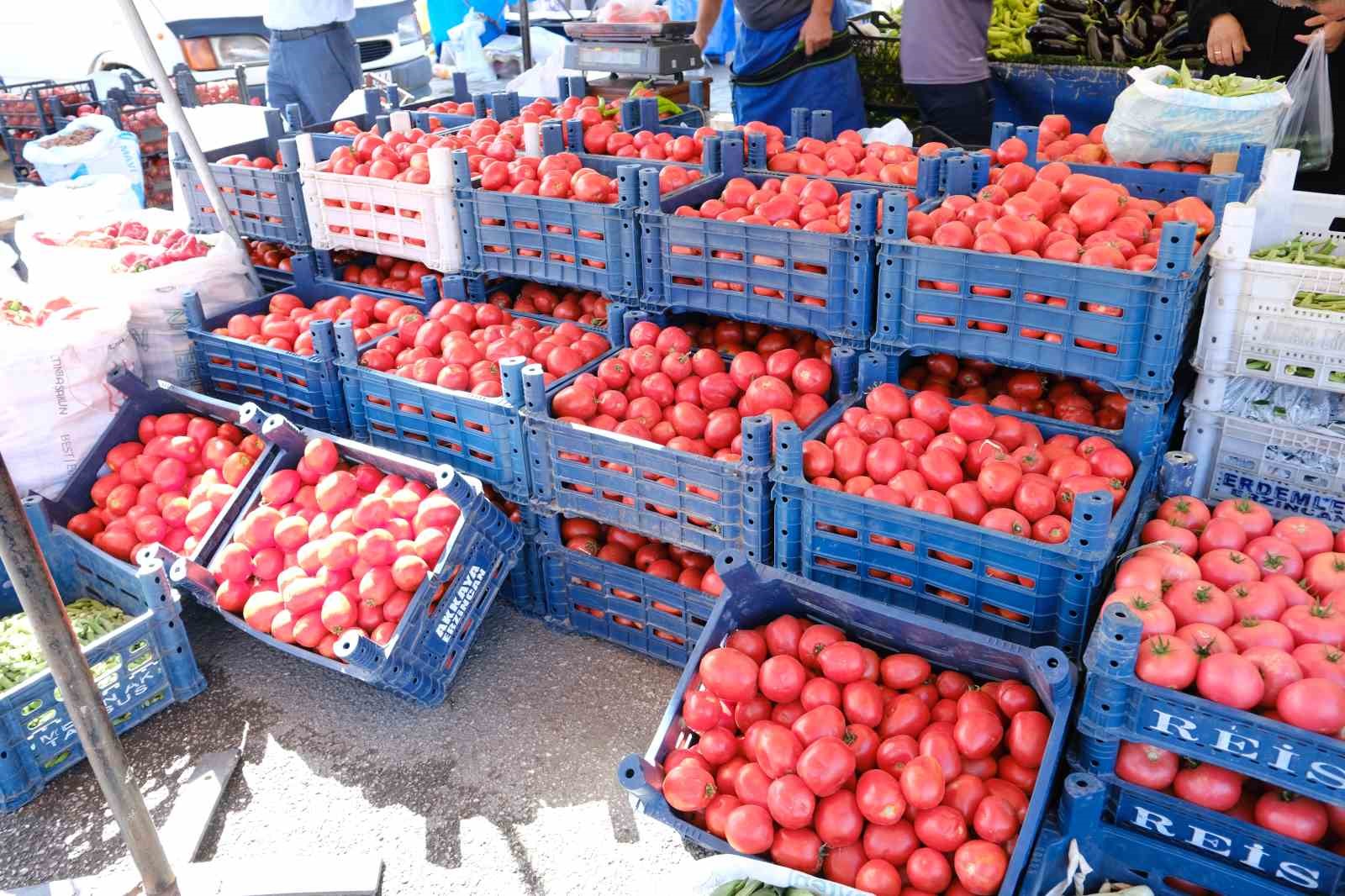 Buğday Meydanında hafta başı yoğunluğu
