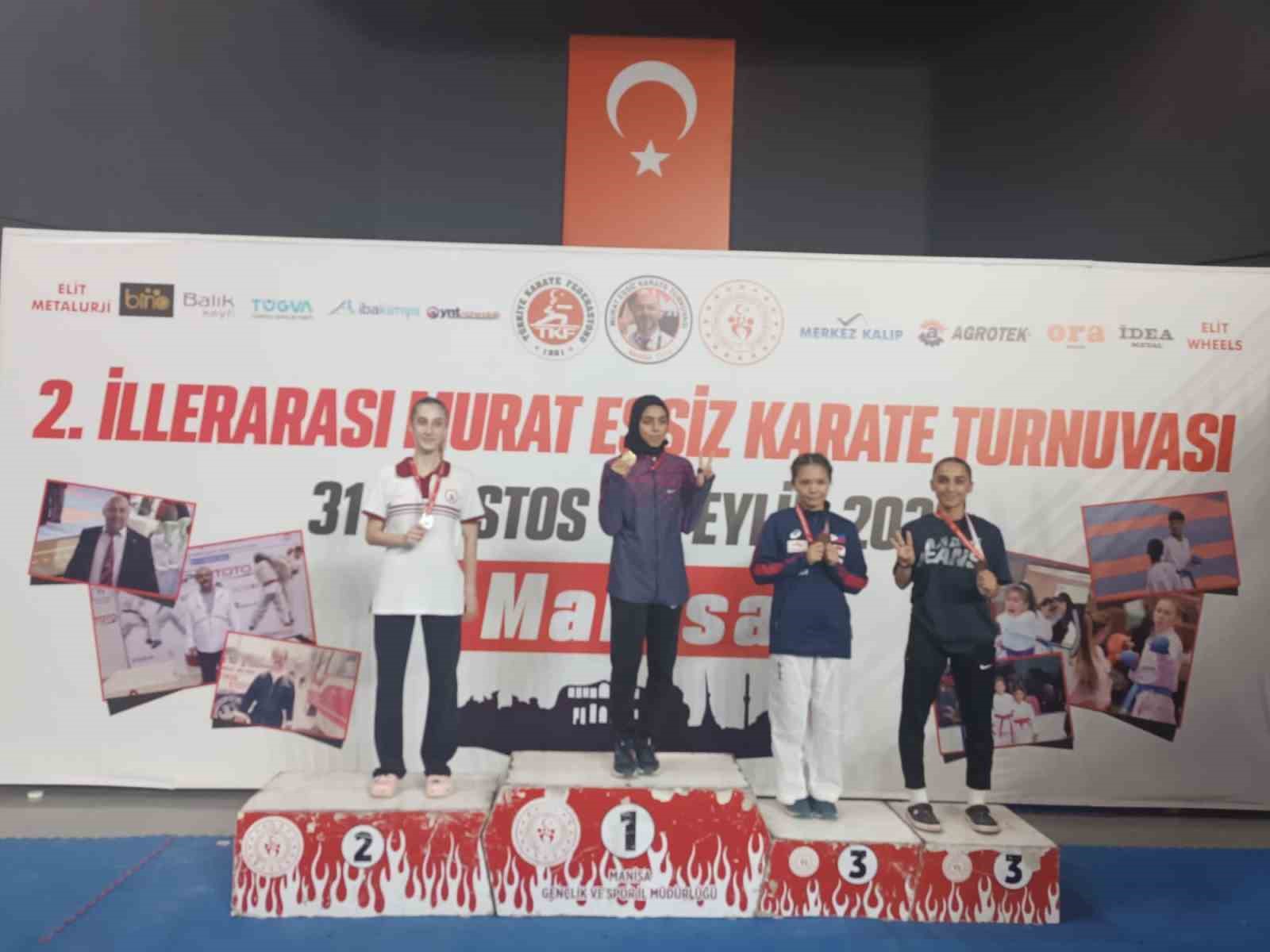 Diyarbakırlı sporcular turnuvada derece elde etti