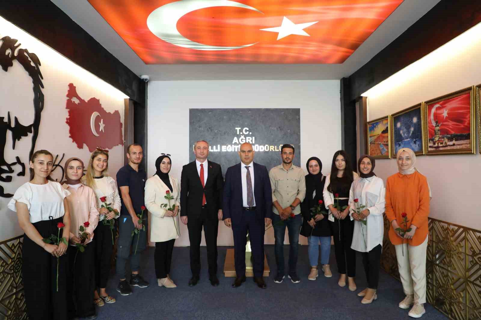 Vali Ko&ccedil; &ouml;ğretmenlerle bir araya geldi
