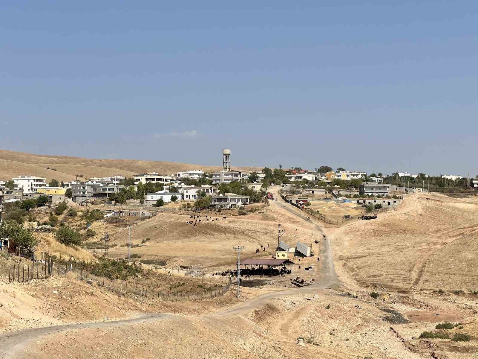 1 aydır susuz kalan mezradan HDP’li belediyeye tepki: 