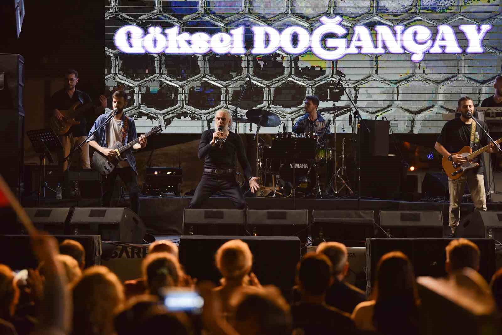 Pişmiş Toprak Sempozyumu’na yakışır konser