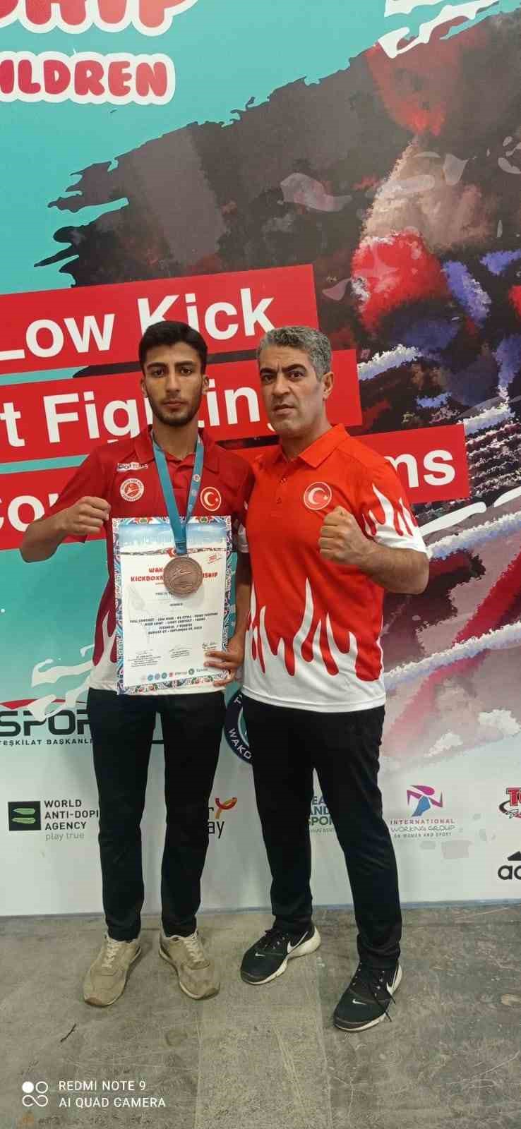 Tatvanlı sporcu Avrupa 3.&rsquo;s&uuml; oldu
