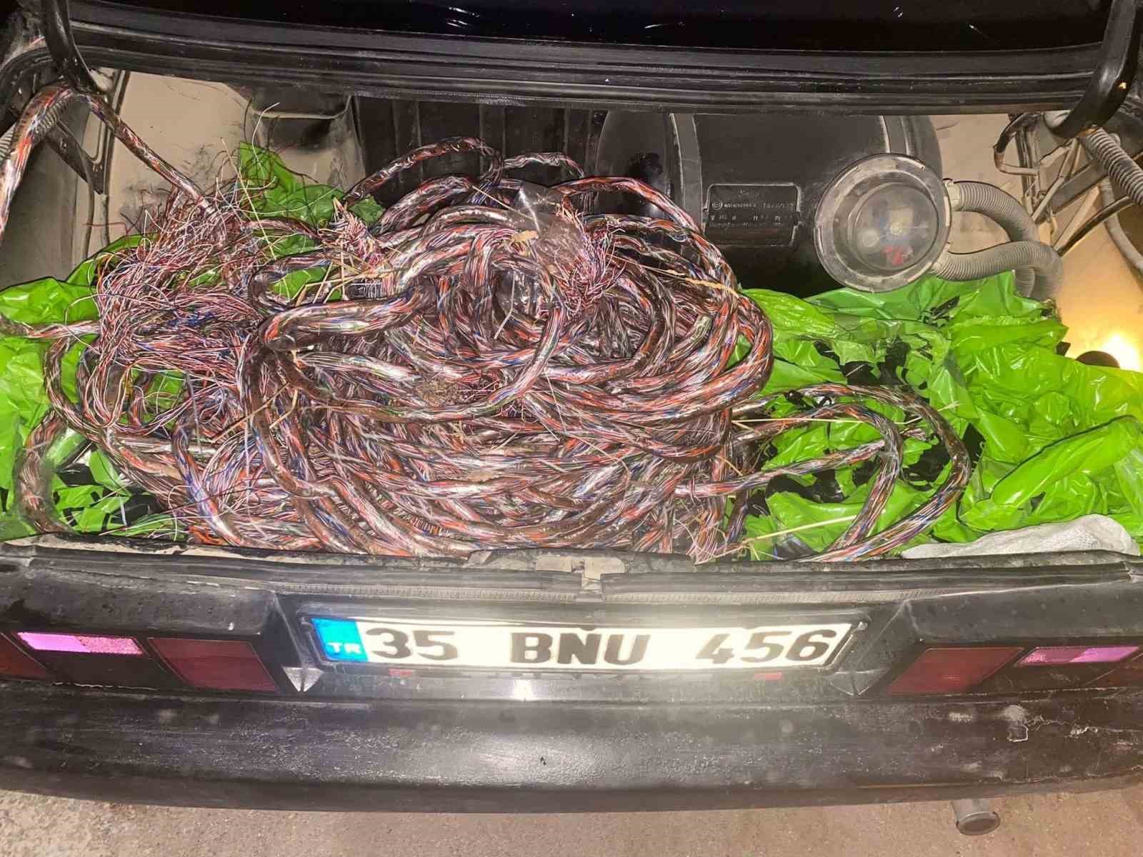 &Ccedil;anakkale&rsquo;de kablo hırsızları yakalandı
