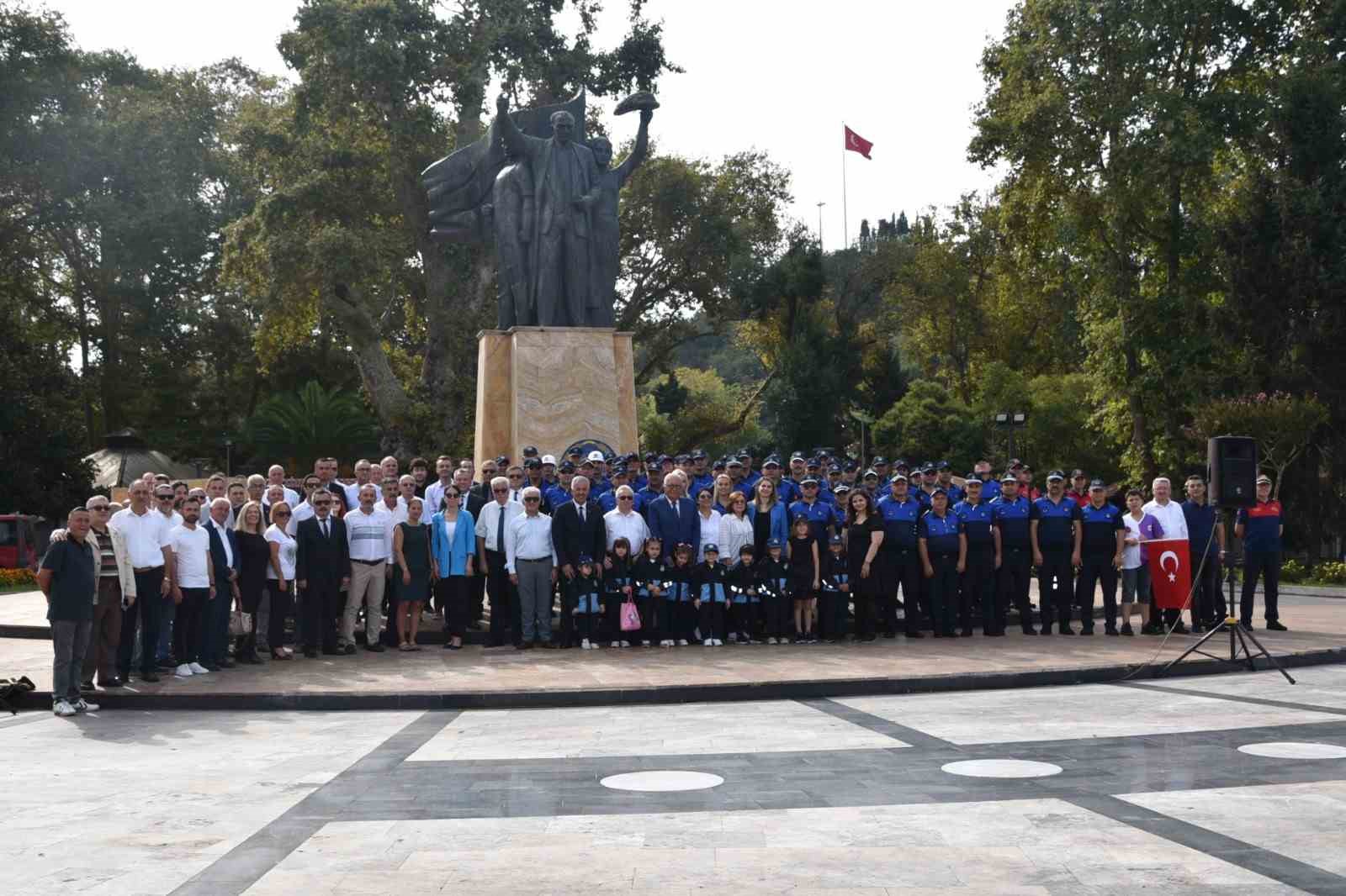 Aydın, "Huzurlu ve güvenli bir yaşam alanı oluşturabilmek için özveriyle çalışıyoruz"
