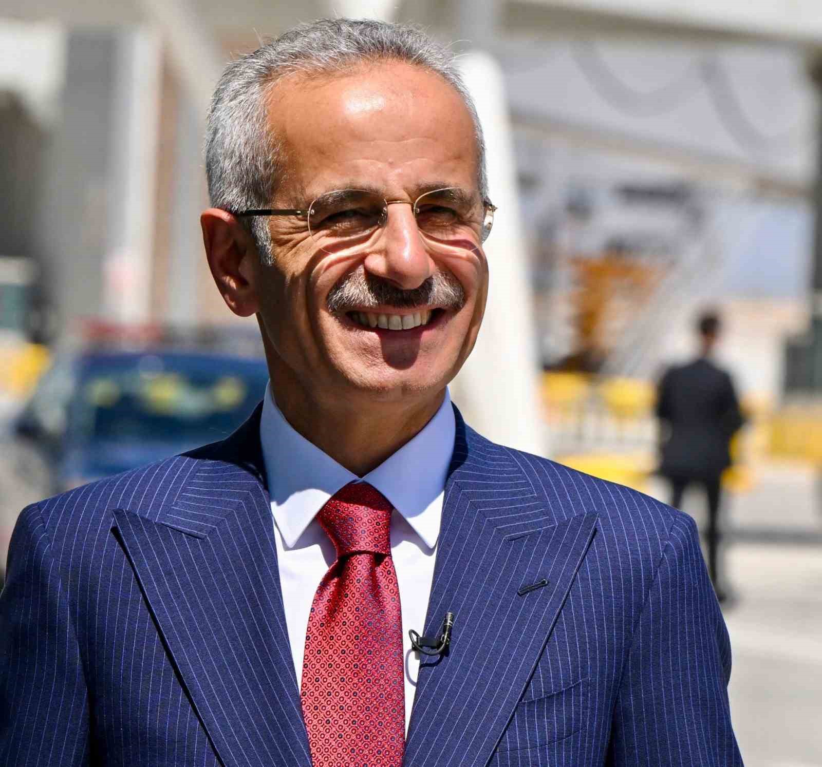 Ulaştırma ve Altyapı Bakanı Uraloğlu, Trabzon’a gidiyor