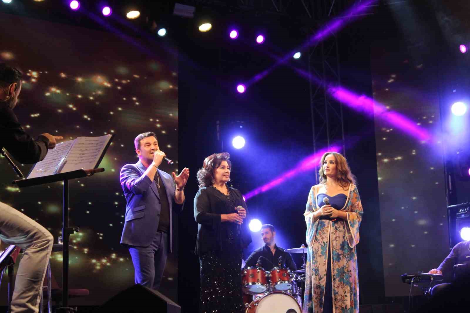 "51. Uluslararası &Uuml;rg&uuml;p Bağ Bozumu Festivali" başladı
