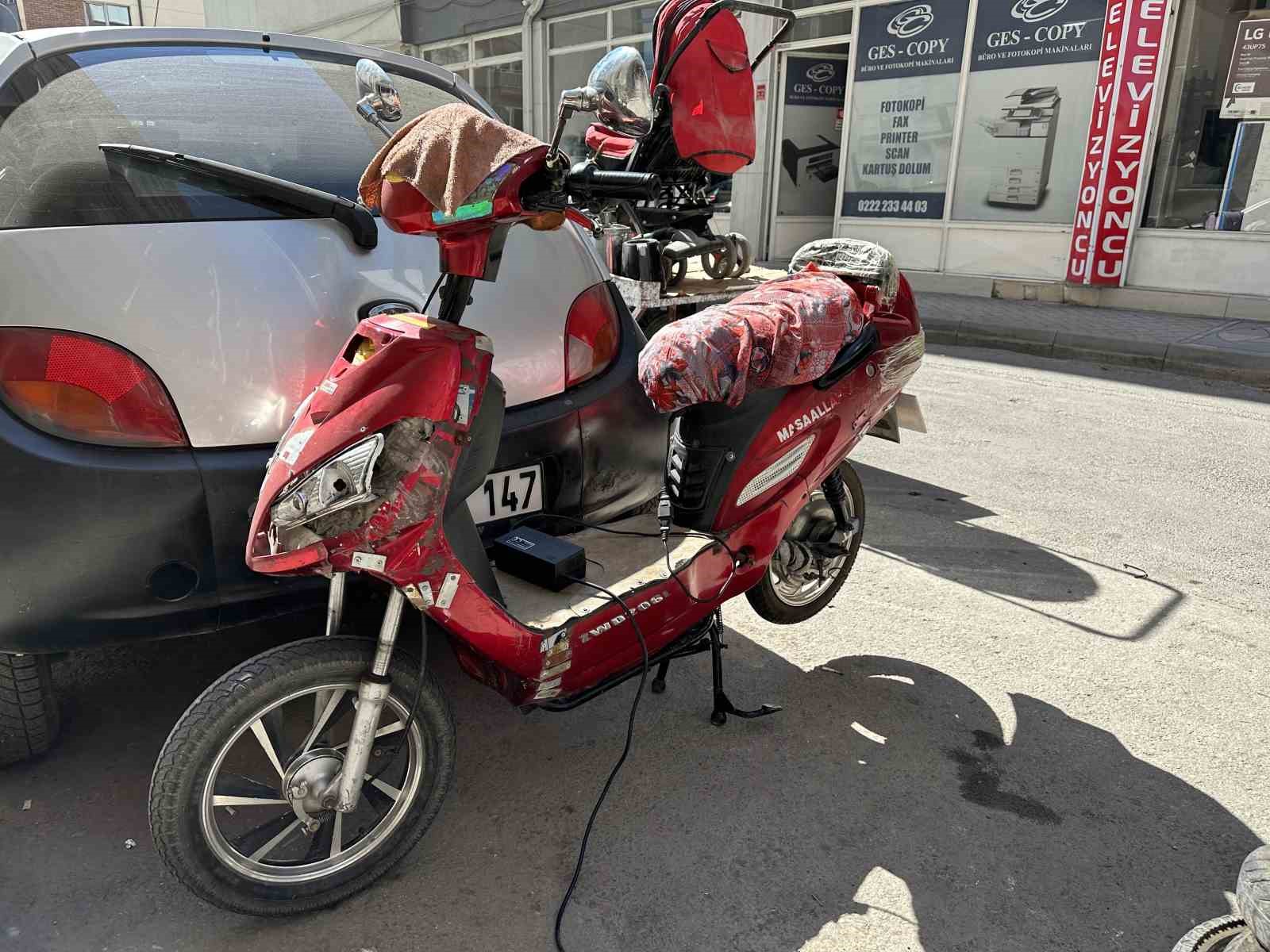 Scooterlar güneş altında şarj edilmemeli