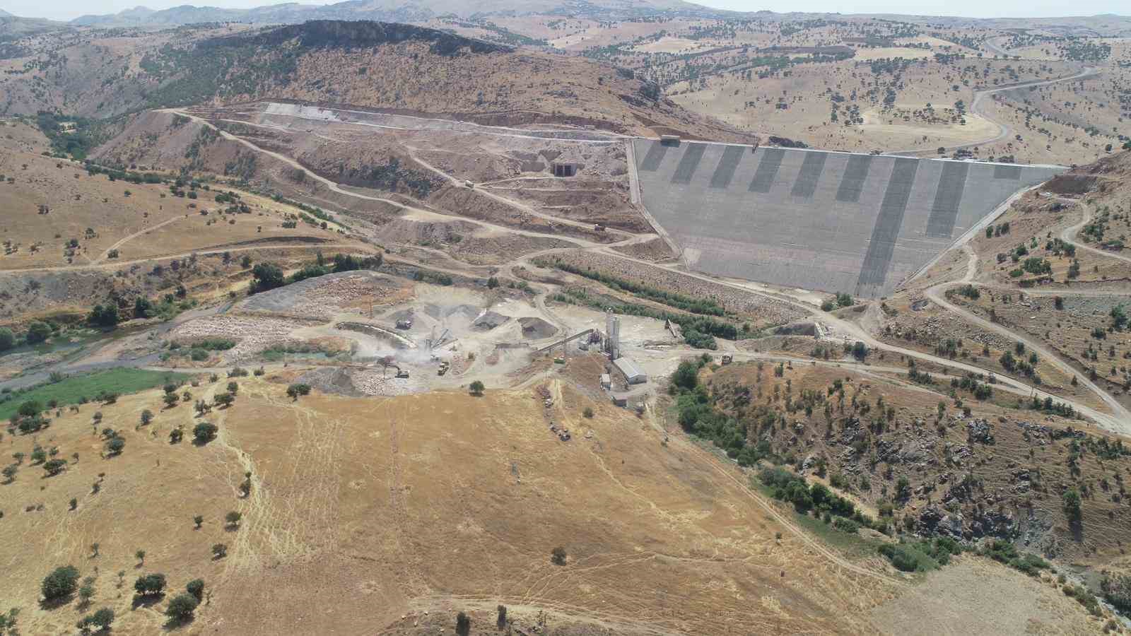 &Ccedil;ermik Kale Barajı&rsquo;nın tamamlanmasıyla 139 bin 420 dekar tarım arazisi sulanacak
