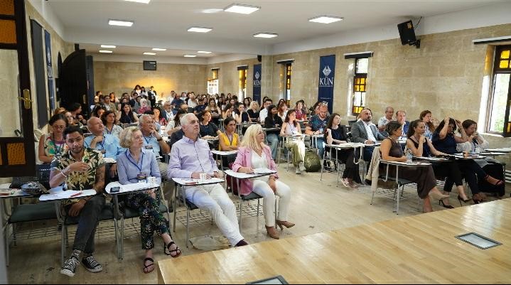 KÜN’de ’II. Uluslararası Ergenlik ve Gençlik Araştırmaları Kongresi’ başladı