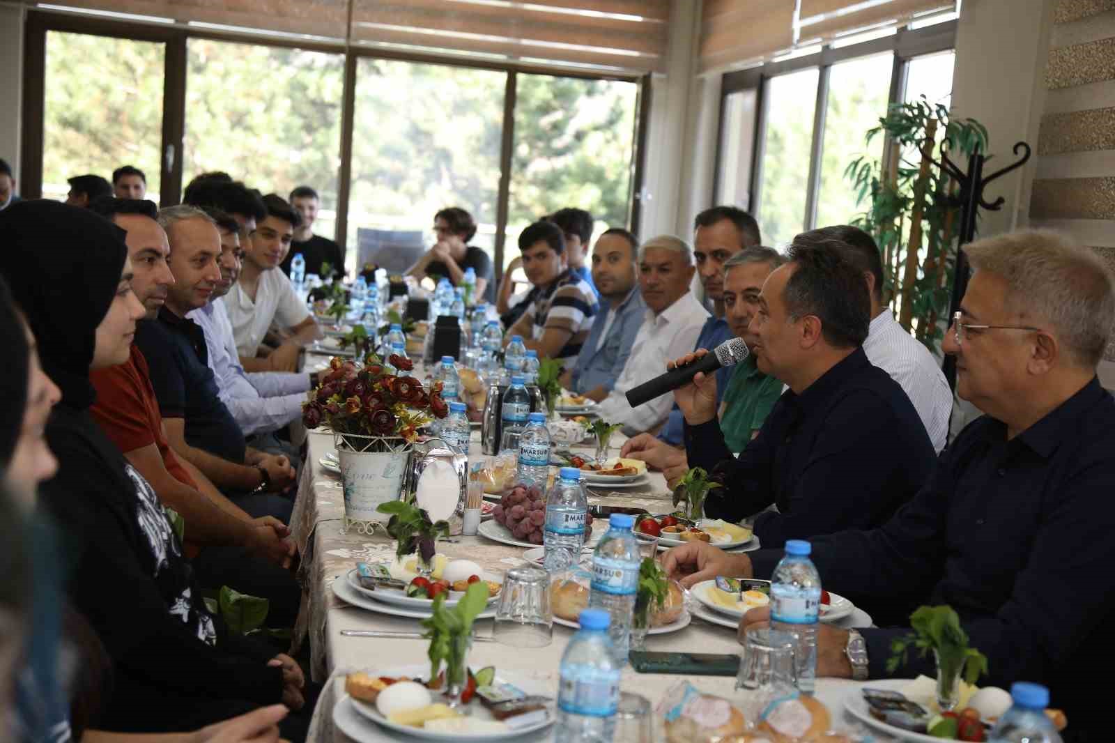 TOG&Uuml; Rekt&ouml;r&uuml; Yılmaz: "G&ouml;stermiş olduğunuz başarıdan dolayı kutluyorum"
