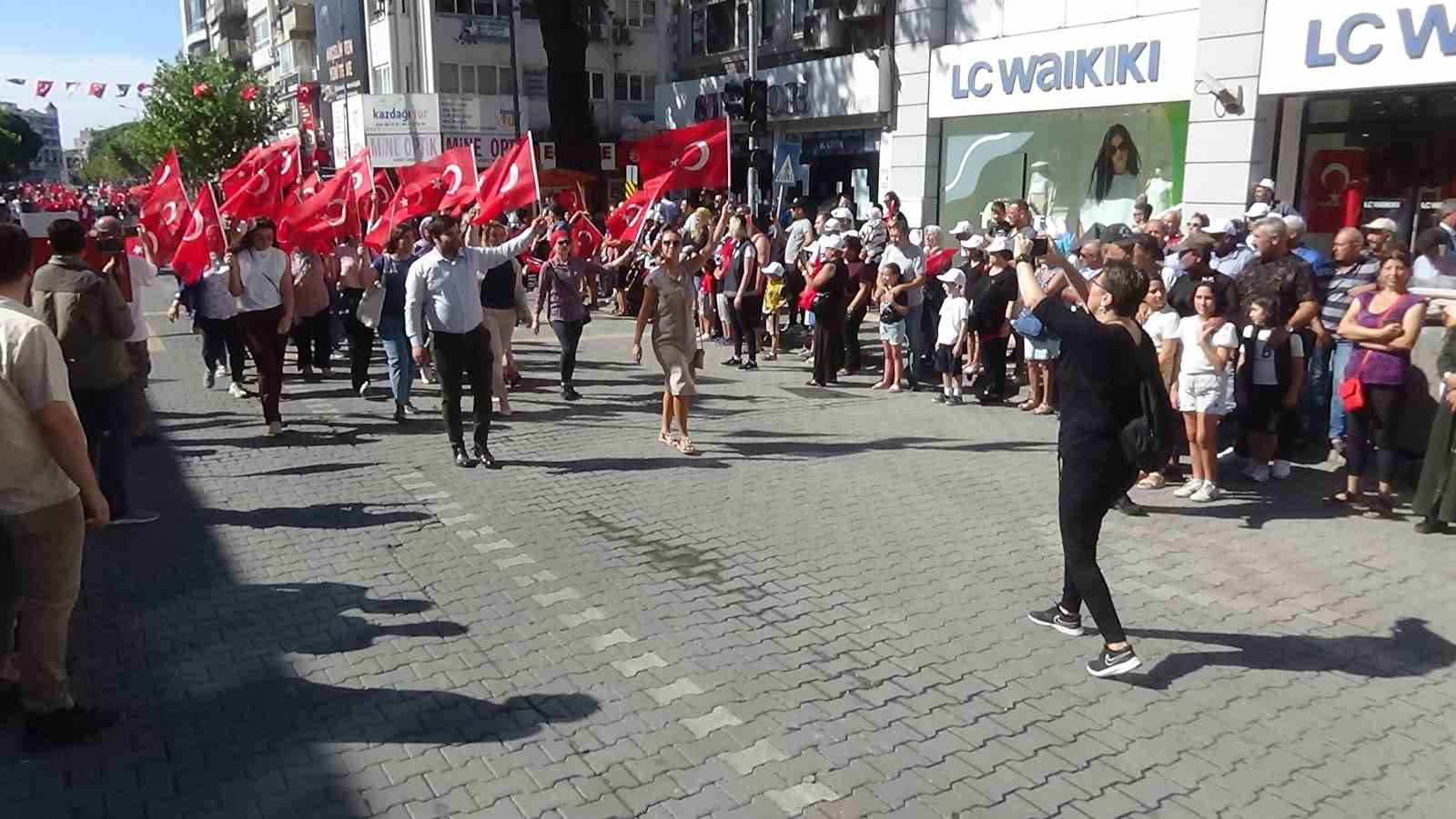Edremit 101. kurtuluş yılını törenlerle kutladı
