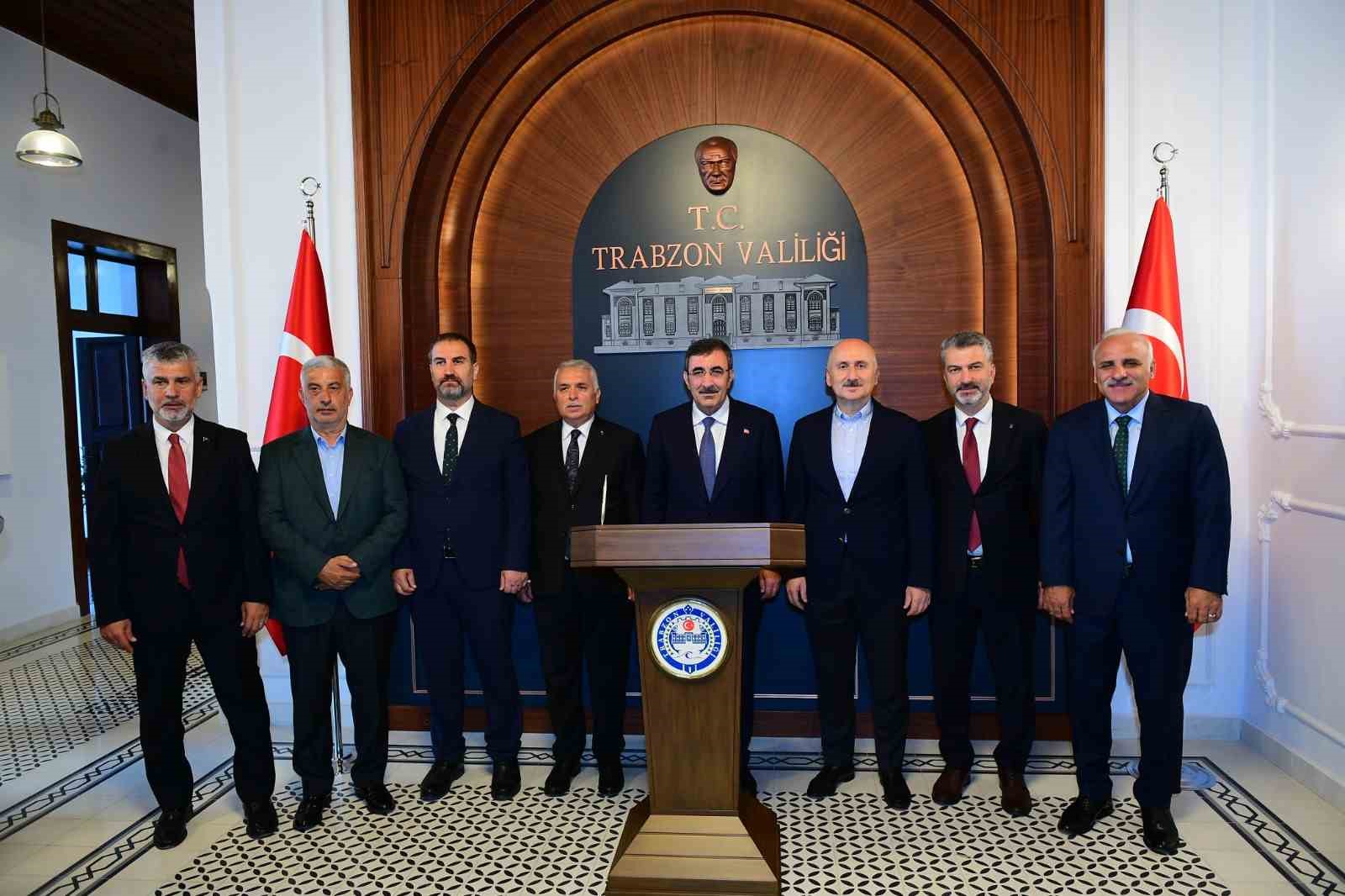 Cumhurbaşkanı Yardımcısı Cevdet Yılmaz Trabzon&rsquo;da
