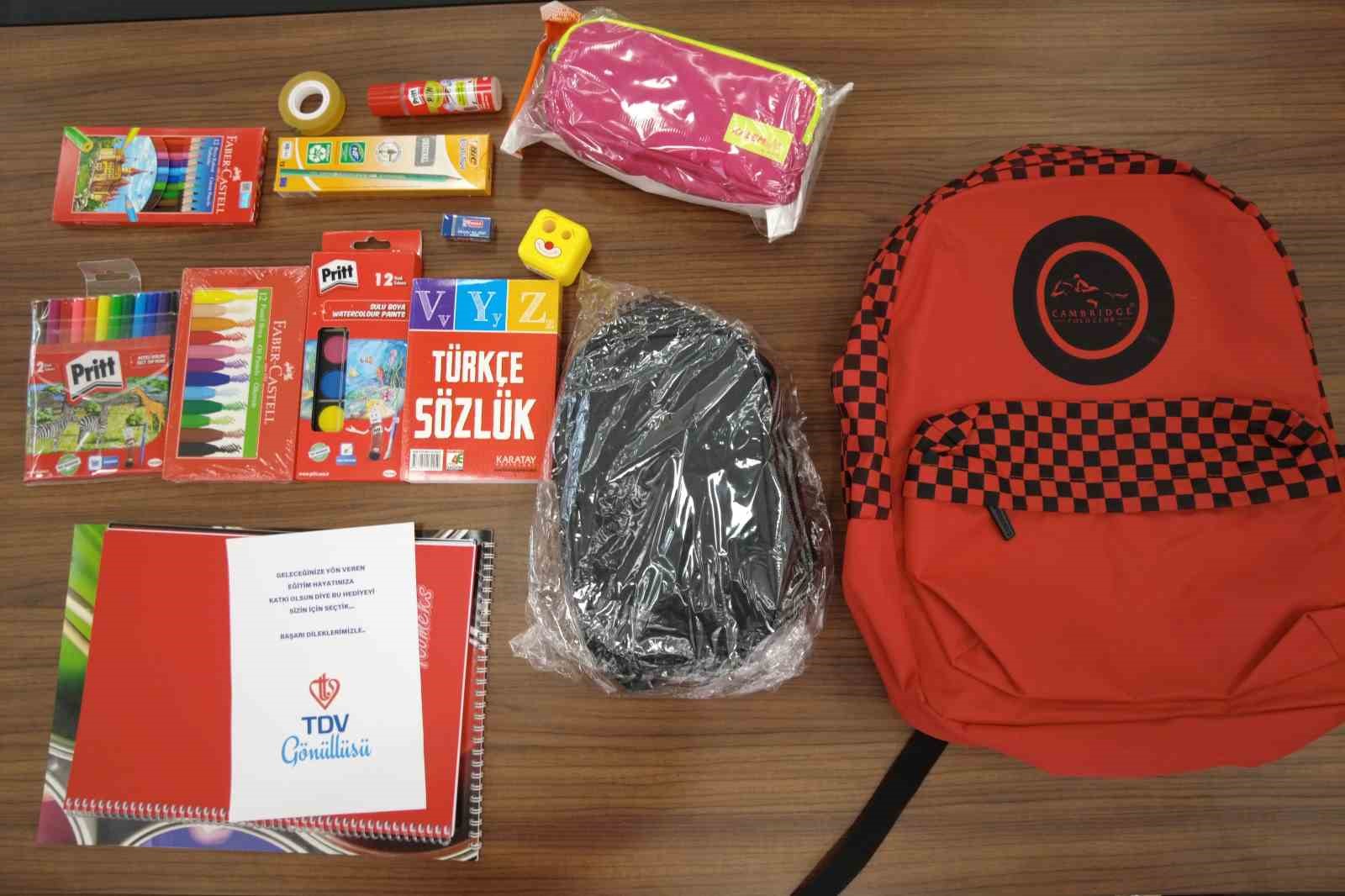 TDV&rsquo;den 5 bin 200 yetim &ouml;ğrenciye eğitim yardımı
