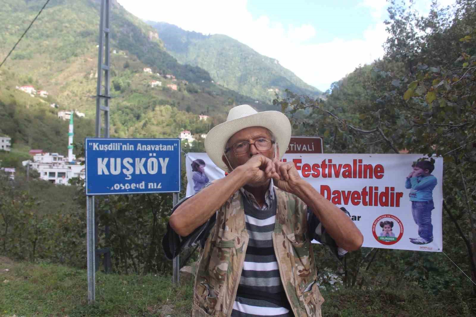 Festivale ’kuş dili’ ile davet