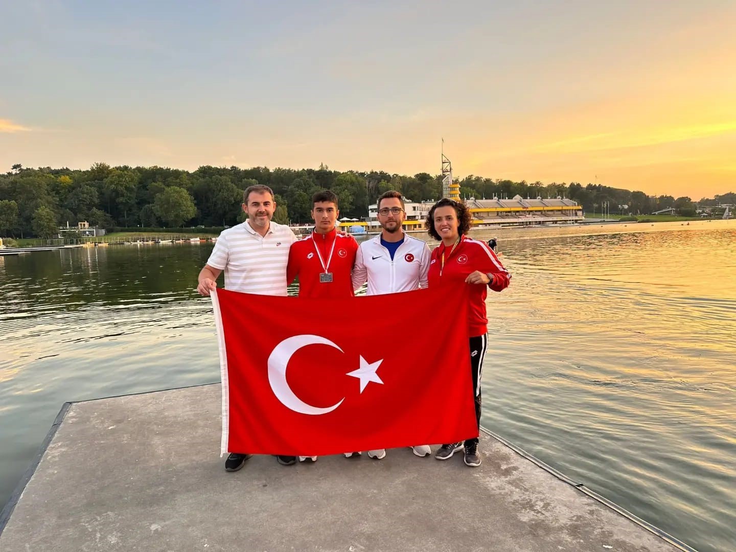 Köyceğizli kanocu Karahan, Polonya’da gümüş madalya kazandı