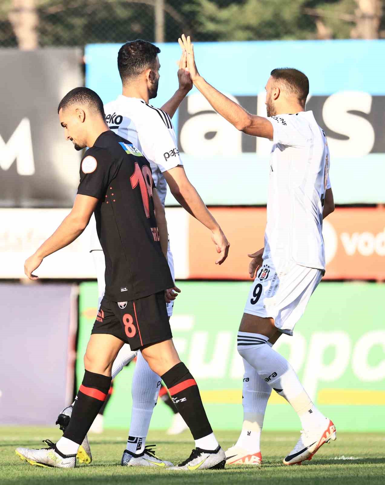 Hazırlık Maçı: Beşiktaş: 2 - Fatih Karagümrük: 0