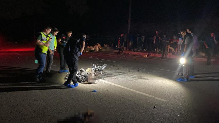 Antalya&rsquo;da motosiklet faciası: 2 gen&ccedil; kız hayatını kaybetti 