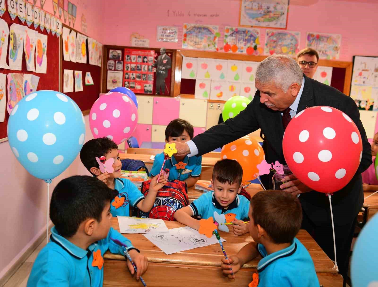 Trabzon’da ilk ders zili çaldı