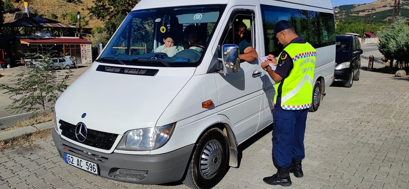 Tunceli’de öğrenci güvenliği için asayiş ve trafik denetimleri
