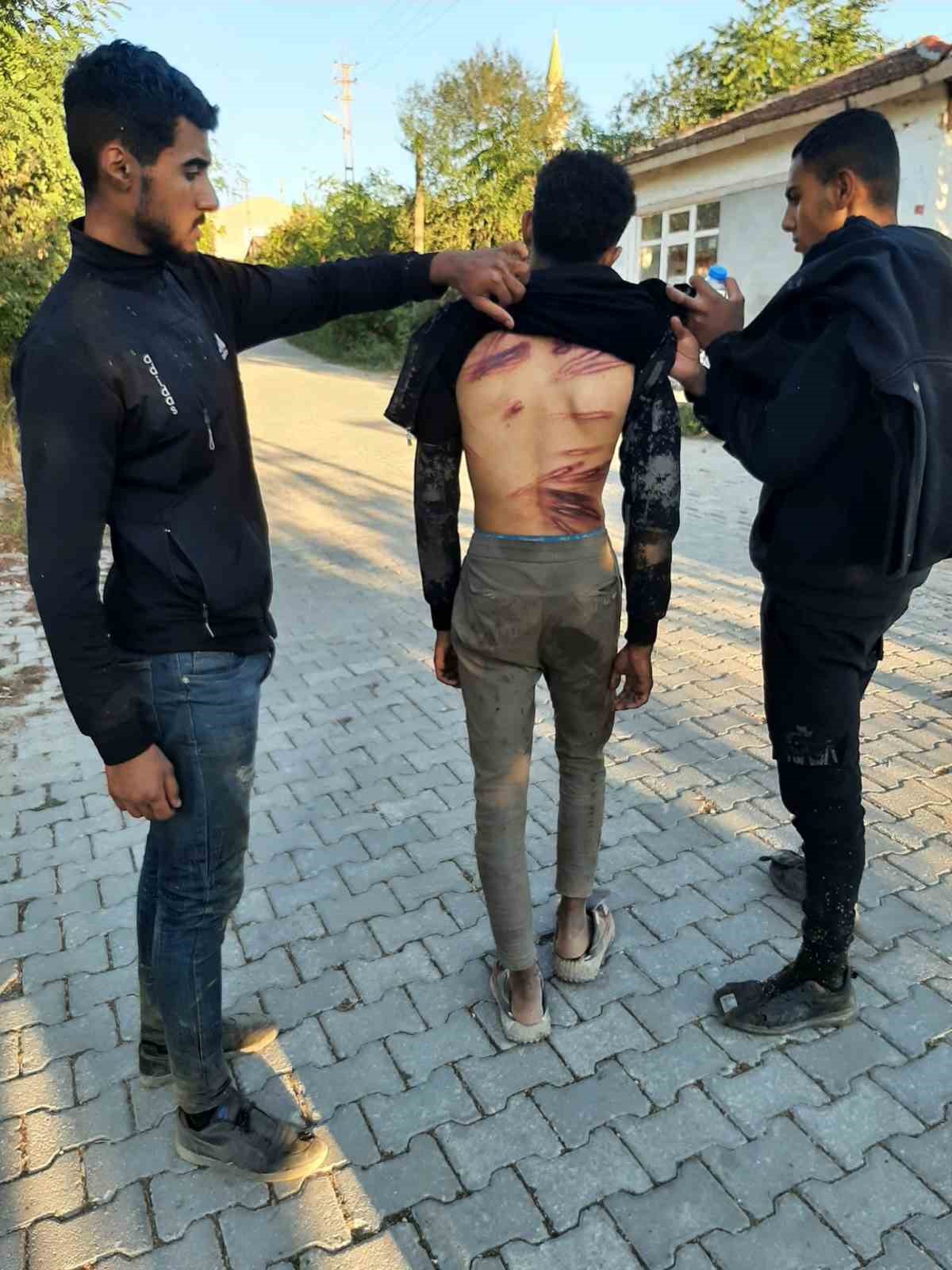 Yunan askerleri d&ouml;vd&uuml;ğ&uuml; g&ouml;&ccedil;menleri yarı &ccedil;ıplak g&ouml;nderdi
