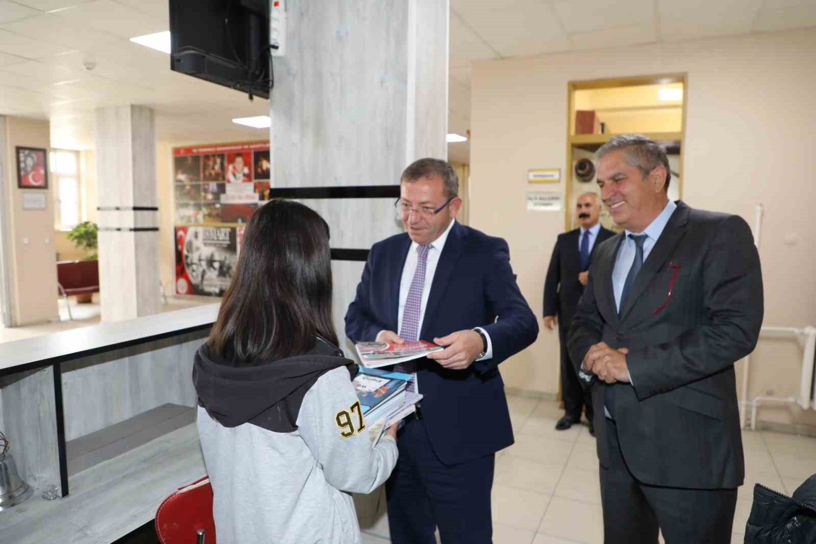 Kars Valisi Polat’tan sanat ve spor vurgusu