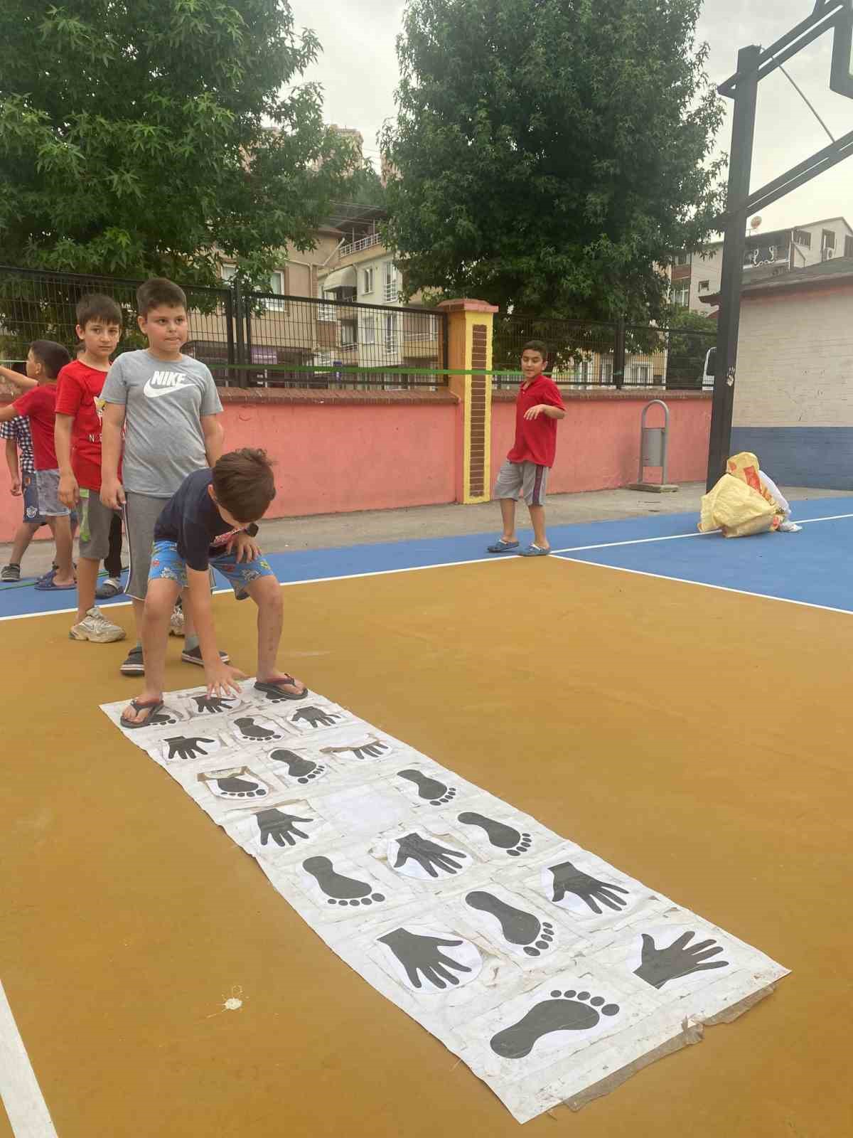 Minikler yaz tatili boyunca çocuk etkinliklerinde doyasıya eğlendi