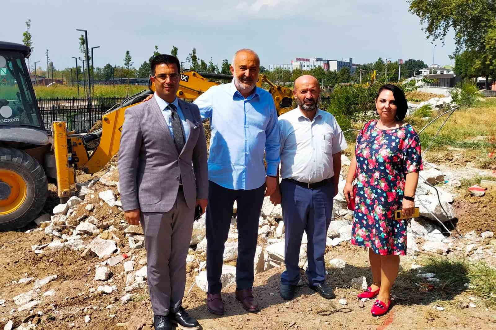 Silpagar, y&uuml;r&uuml;y&uuml;ş yolu &ccedil;alışmalarını denetledi
