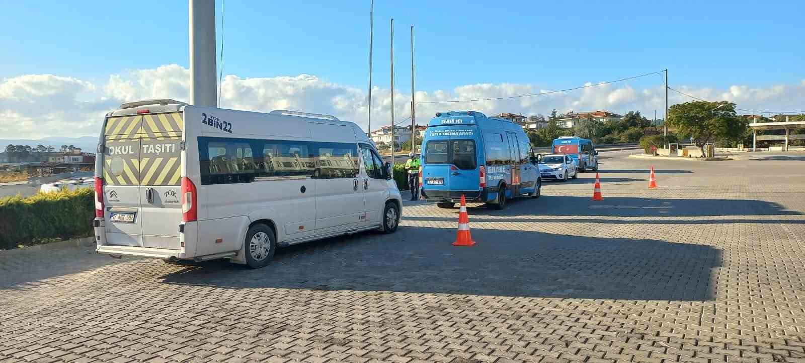 Çanakkale’de okul servis araçlarına denetim