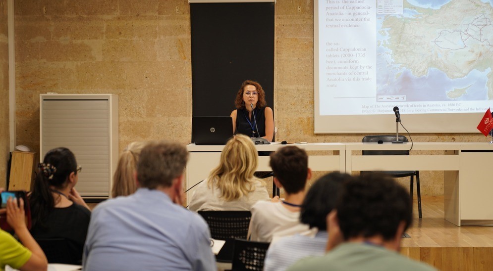 KÜN’de Uluslararası Yüksek Lisans Öğrenci Çalıştay Açılışı Yapıldı