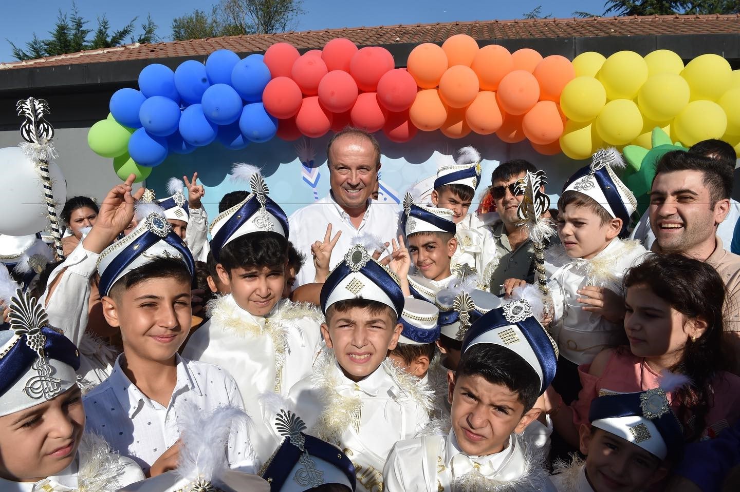 Avcılar’da toplu sünnet töreninde 350 çocuk sünnet oldu