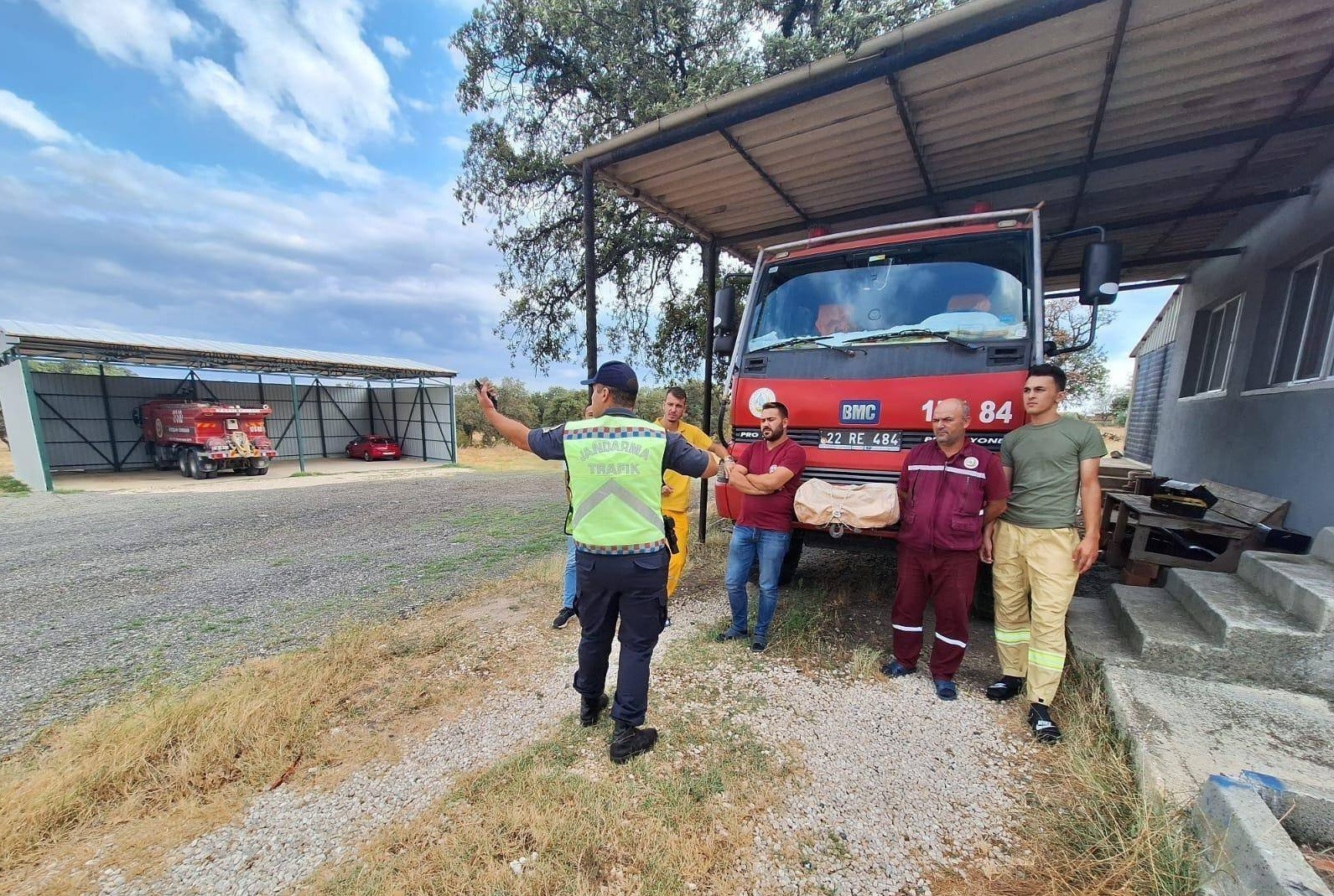 Jandarma, trafik kazalarının &ouml;nlenmesi i&ccedil;in &ccedil;alışma başlattı
