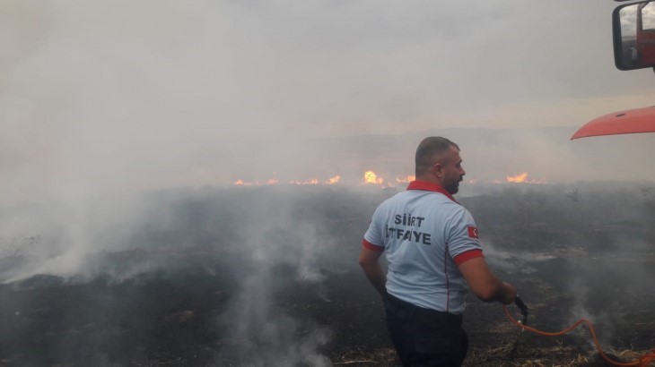 Siirt’te anız yangını