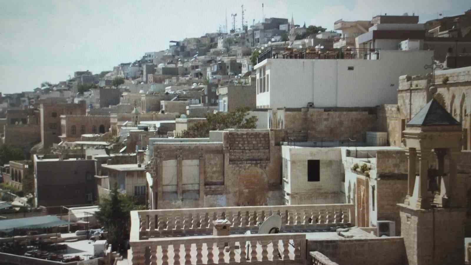 Araştırmacı Yazar Şimdi: "Mardin Artuklular ile başlar"