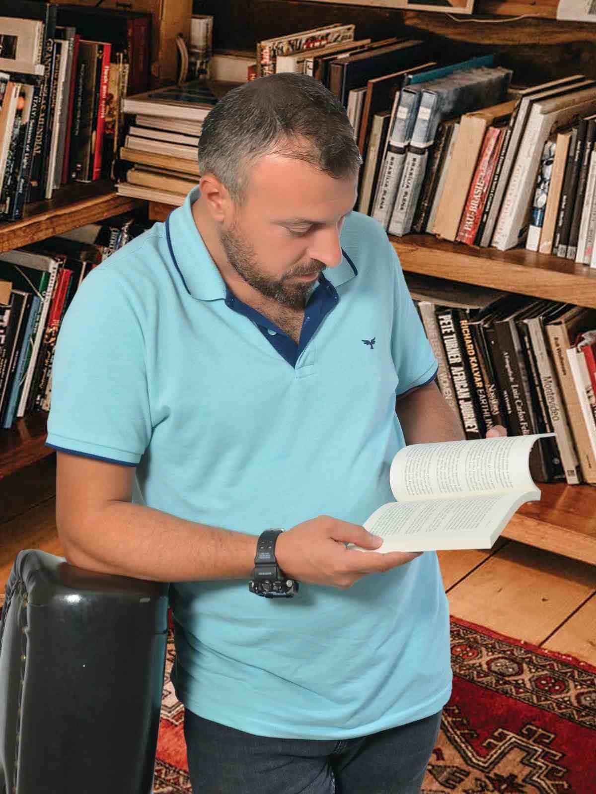 Bitlisli gen&ccedil; yazar &lsquo;Kibrit Kutusundaki Mektup&rsquo; adlı romanını &ccedil;ıkardı
